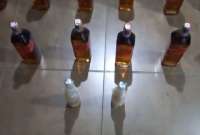 Encuentran 81 botellas de licor en el Centro de Privación de Libertad de Cotopaxi