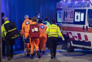 Un muerto y cuatro heridos en un apuñalamiento en Milán
