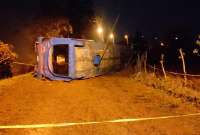 Una persona falleció tras el volcamiento de un bus en Cotopaxi.