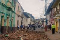 Autoridades nacionales informan de acciones ante el sismo de Carchi