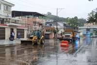  Autoridades mantienen habilitadas sus líneas para reportes de daños por lluvias en Guayaquil. 