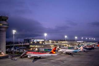 Aeropuerto de Quito toma medidas por el paro de transporte