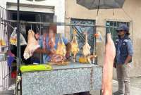 El operativo para clausurar locales que vendían carne en malas condiciones estuvo a cargo del Municipio de Guayaquil.