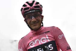 Richard Carapaz mantiene la &#039;maglia rosa&#039; tras la etapa 17 del Giro de Italia