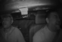  Ladrones fueron captados por una cámara de video, colocada en el interior del vehículo