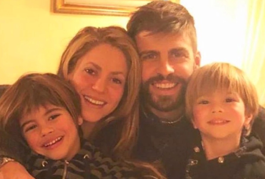 Shakira y su familia Shakira y su familia