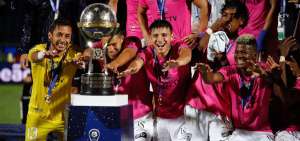 Traigan champagne, que viene la copa