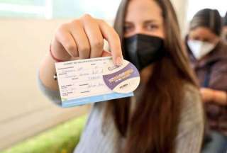 COE solicita intensificar los operativos para controlar la presentación del carnet de vacunación en establecimientos