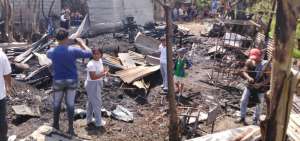 Uno de los incendios fue en Monte Sina&iacute; y dej&oacute; cuatro casas destruidas. 