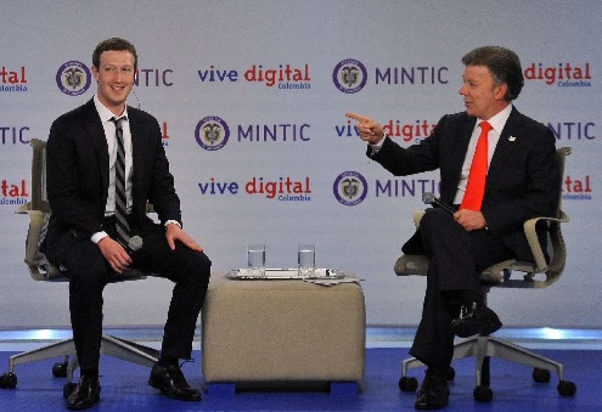 En su visita, el creador de Facebook estuvo con el presidente colombiano, Juan Manuel Santos. Foto: AFP