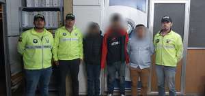 Los tres individuos, se&ntilde;alados como presuntos autores del crimen, se encuentran bajo prisi&oacute;n preventiva.Se abri&oacute; instrucci&oacute;n fiscal por 90 d&iacute;as.