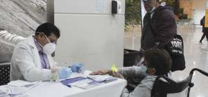 El personal de salud est&aacute; en la primera l&iacute;nea de combate al covid-19, por lo que requiere de los insumos para su protecci&oacute;n.  
