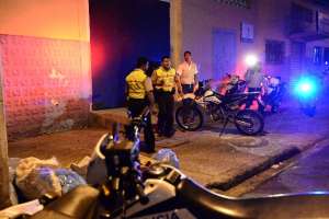 Moradores de la zona afirmaron que escucharon disparos; no obstante, los gendarmes explicaron que se trat&oacute; de piedras arrojadas por los menores. Foto: Eduardo Escobar