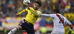 Entradas para Per&uacute;-Colombia se venden en "fila virtual" y se agotan
