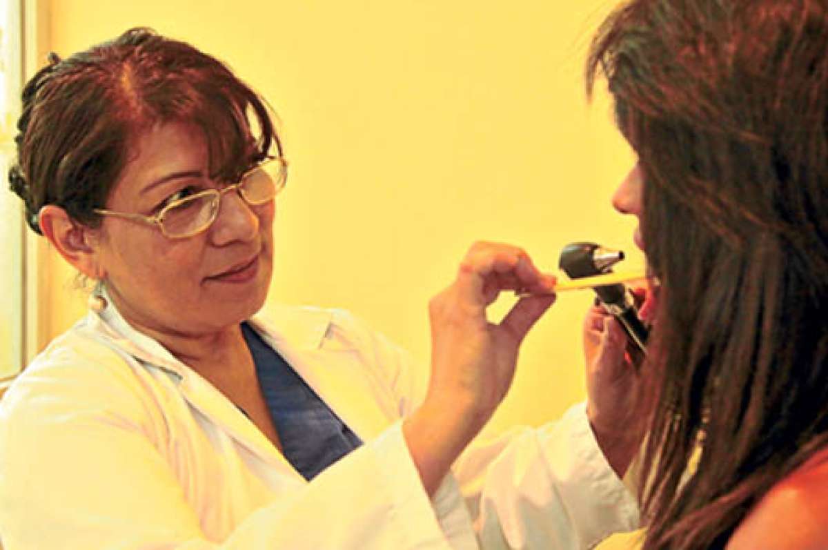 Los profesionales de la salud han sido capacitados para reconocer la diversidad de la poblaci&oacute;n GLBTI. Foto: Cortes&iacute;a MSP