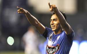 &Aacute;ngel Mena anot&oacute; el segundo gol para Emelec en  la &lsquo;Caldera&rsquo; del Capwell.