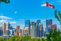 Un ecuatoriano sí requiere visa para ingresar a Canadá. 