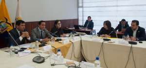 La Comisi&oacute;n Ocasional para el tr&aacute;mite de las leyes de aplicaci&oacute;n a la consulta sobre las preguntas 3 y 6 realiz&oacute; hoy su cuarta sesi&oacute;n.