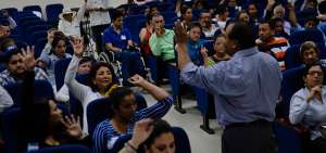 Al noveno foro que promueve Senplades asistieron cerca de 250 ciudadanos de Manab&iacute; y Santo Domingo.
