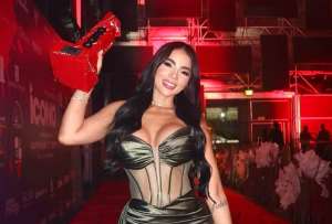  La influencer Karina Garc&iacute;a relat&oacute; que fue asustada por un fantasma mientras hac&iacute;a una transmisi&oacute;n en vivo. 