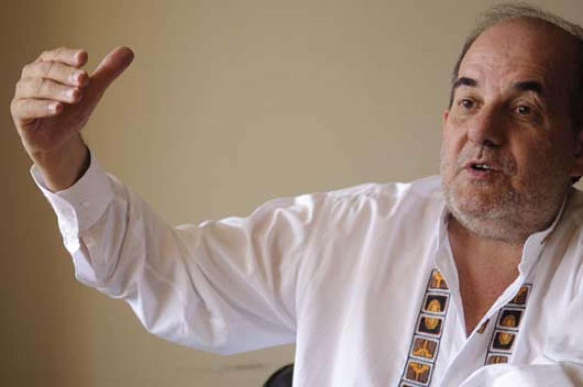 Freddy Ehlers Zurita. Edad: 69 a&ntilde;os. Experiencia Laboral: Fue candidato a la Presidencia de la Rep&uacute;blica, secretario de la Comunidad Andina y Ministro de Turismo.