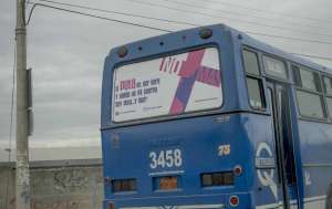 La campa&ntilde;a prosigue en los buses de la capital. FOTO: Fernando Sandoval/El Tel&eacute;grafo