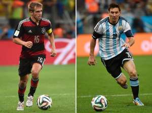 Philip Lahm y Lionel Messi, ambos capitanes de su selecci&oacute;n, son 2 de los 10 nominados al Bal&oacute;n de Oro del Mundial 2014. Foto: AFP