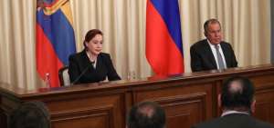 La cancilller ecuatoriana, Mar&iacute;a Fernanda Espinosa, se reuni&oacute; con su hom&oacute;logo ruso, Sergu&eacute;i Lavrov.