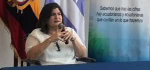 La ministra Mar&iacute;a Elsa Viteri brind&oacute; su primera rueda de prensa en Guayaquil. 