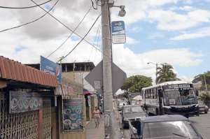 La ciudadela Amazonas, en el sur, es uno de los pocos puntos del puerto principal con el servicio disponible. Foto: Miguel Castro / El Tel&eacute;grafo