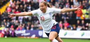 FIFA lanza la primera estrategia global para el f&uacute;tbol femenino