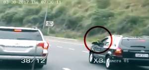 Video muestra a Jos&eacute; Obando haciendo gestos obscenos a la caravana presidencial