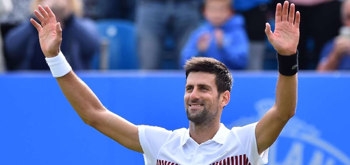 Djokovic se clasifica para la final de Eastbourne
