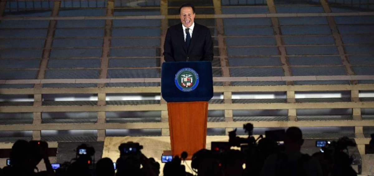 Juan Carlos Varela, presidente de Panam&aacute;, compareci&oacute; ante los medios para defender a su pa&iacute;s despu&eacute;s de la filtraci&oacute;n mundial de documentos.