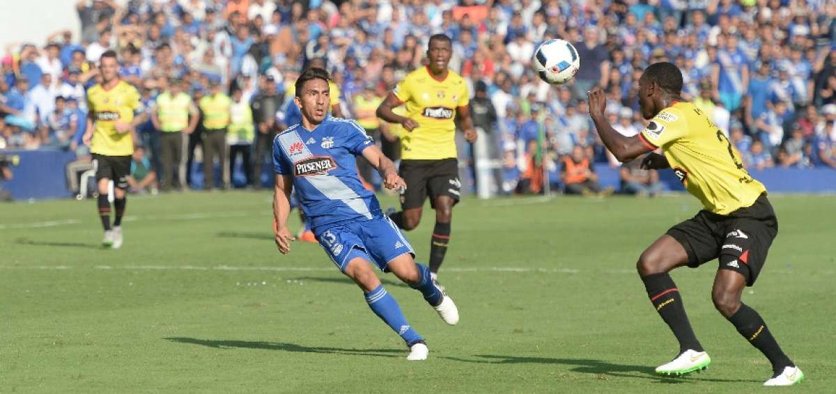 Barcelona tiene un techo de 61 puntos, Emelec solo de 52