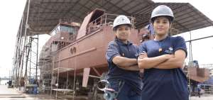 Michelle y Susana, dos j&oacute;venes que aman el trabajo 'rudo'