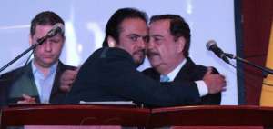 El 23 de febrero de 2015 se constituy&oacute;  'La Unidad' con una reuni&oacute;n en Cuenca entre Mauricio Rodas (atr&aacute;s), alcalde de Quito; Pa&uacute;l Carrasco (c), prefecto de Azuay; y Jaime Nebot, alcalde de Guayaquil. 