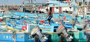La pesca artesanal es una de las principales actividades productivas de la parroquia San Mateo, Manab&iacute;.