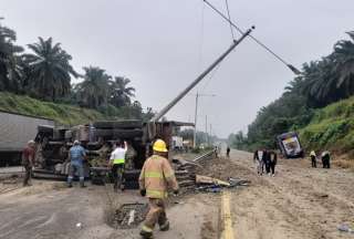 Debido a este suceso, el tránsito vehicular en la vía a Quevedo, en el baipás, hasta las 08:45 estaba restringido.