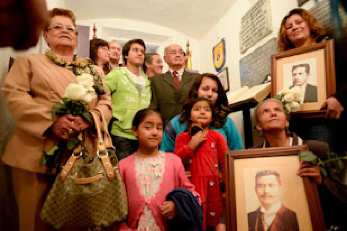 "Eloy Alfaro es un hombre libre" se escuch&oacute;, 102 a&ntilde;os despu&eacute;s, en el expenal Garc&iacute;a Moreno