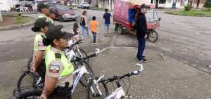 La &uacute;ltima semana de febrero, la Polic&iacute;a del Distrito Nueva Prosperina integr&oacute; a los patrullajes a los gendarmes en bicicletas llamados &lsquo;policiclos&rsquo;.