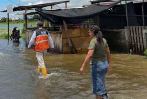 Lluvias seguir&aacute;n con tormentas el&eacute;ctricas y r&aacute;fagas de viento, alerta el Inamhi