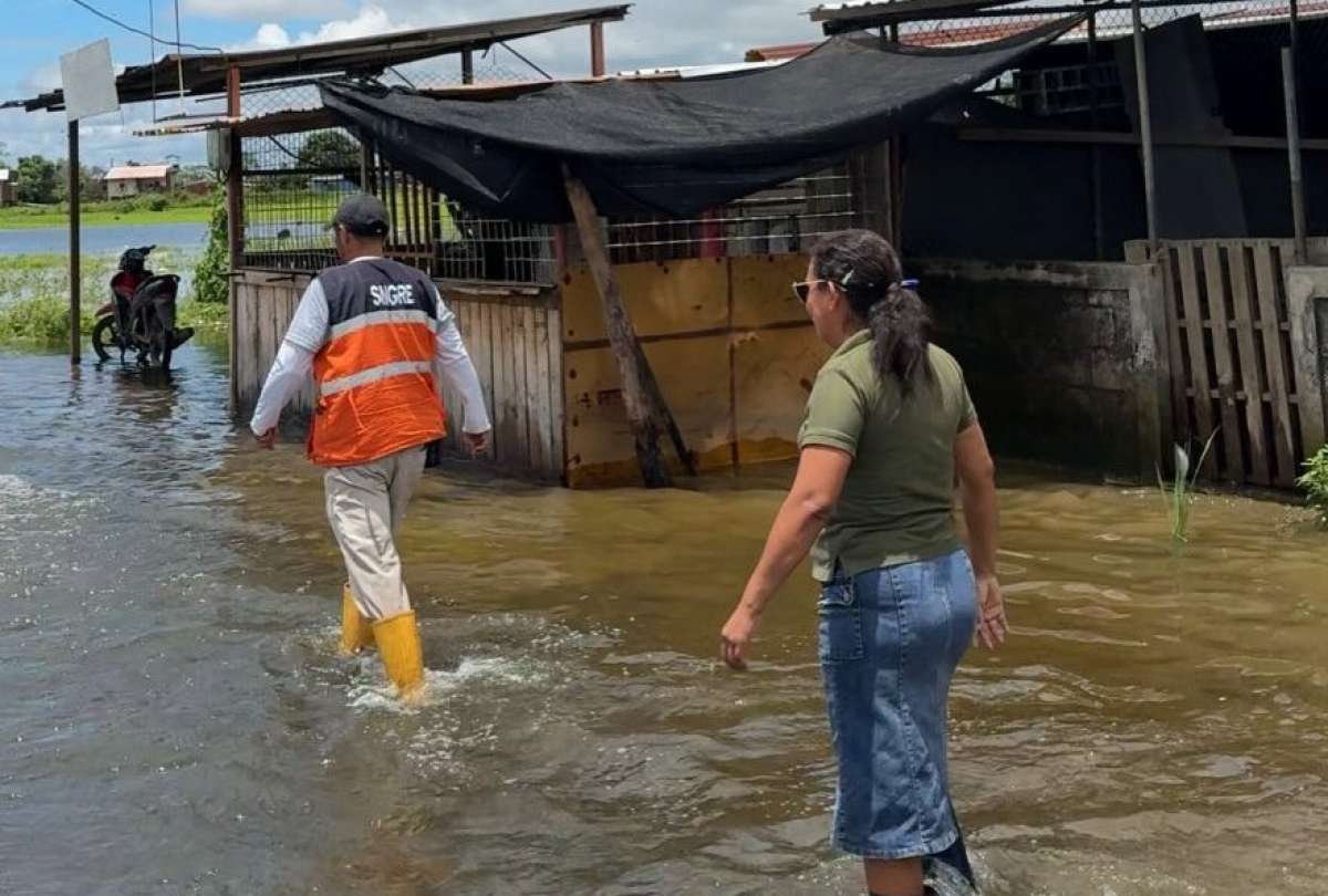 Lluvias seguir&aacute;n con tormentas el&eacute;ctricas y r&aacute;fagas de viento, alerta el Inamhi