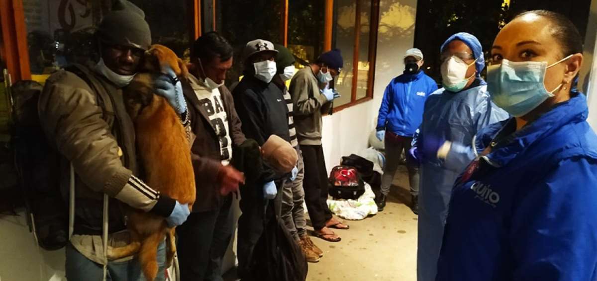 &rarr;Un espacio de la Casa de la Cultura en Quito se habilit&oacute; como albergue para personas en situaci&oacute;n de calle.
