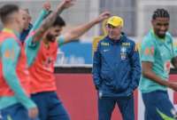 Carlo Ancelotti ya está en el país. El director técnico tiene lista a la plantilla con la que enfrentará a Ecuador en el partido. 