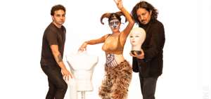 Geovanny Heredia pone en escena su propuesta Proyecto Cuerpo, un experimento teatral que integra danza, audiovisuales y sonidos ambientales.
