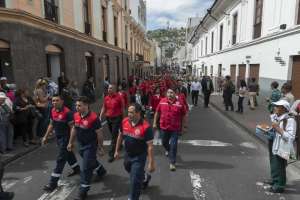 Los representantes de los bomberos se reunieron ayer con el presidente Rafael Correa. Definieron que la tasa de gesti&oacute;n estar&aacute; un a&ntilde;o m&aacute;s en la planilla de luz. Foto: John Guevara/ El Tel&eacute;grafo 