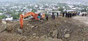 Las autoridades inspeccionaron el sector donde se realizaba la extracci&oacute;n de tierra a gran escala.