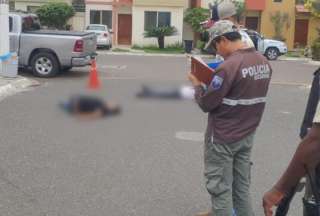 La Policía Nacional investiga la muerte de seis personas con heridas de bala en Daule. 