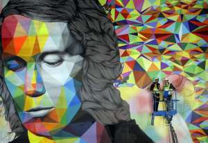 Pintan mural en honor a Paco de Luc&iacute;a en una estaci&oacute;n de metro 
